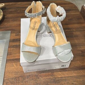 Badgley Mischka heel